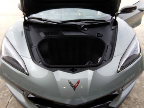 Used 2023 Chevrolet Corvette Stingray Preferred Cpe w/ Z51 Performance Package RWD image 15