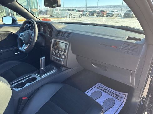 Used 2014 Dodge Challenger SRT8 image 28