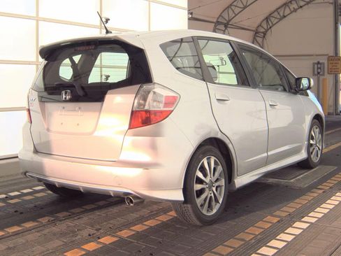 Used 2012 Honda Fit Sport image 4