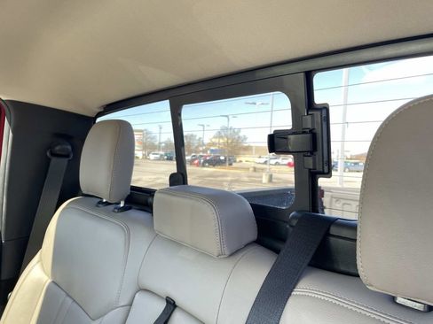 Used 2021 Ford Ranger Lariat w/ Equipment Group 501A High image 16