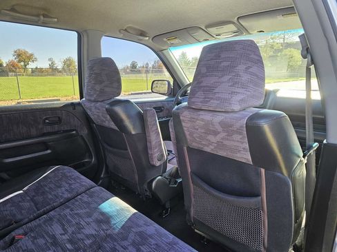 Used 2003 Honda CR-V LX image 37