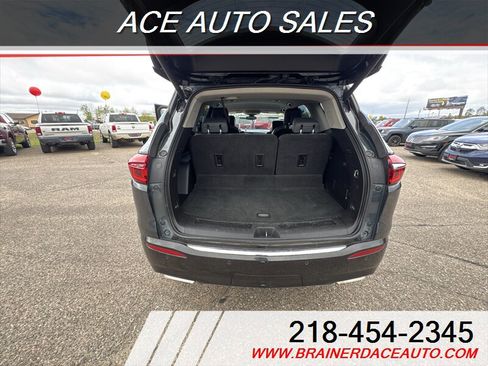 Used 2018 Buick Enclave Premium w/ Trailering Package AWD/4WD image 11