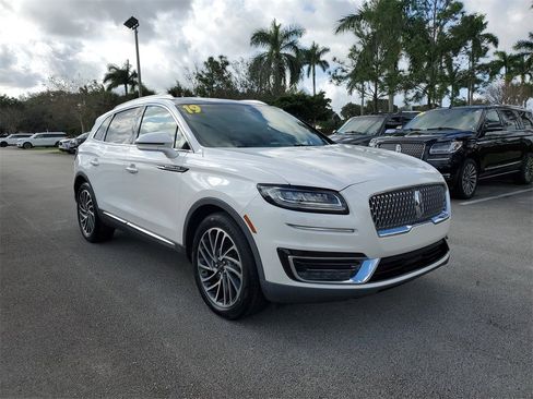 Used 2019 Lincoln Nautilus Reserve image 30