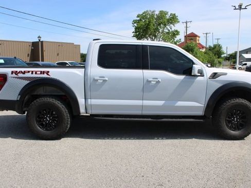 Used 2025 Ford F150 Raptor AWD/4WD image 4