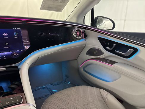 Certified 2023 Mercedes-Benz EQS 580 4MATIC Sedan image 29