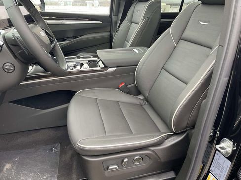 New 2026 Cadillac Escalade Luxury w/ Touring Package image 20