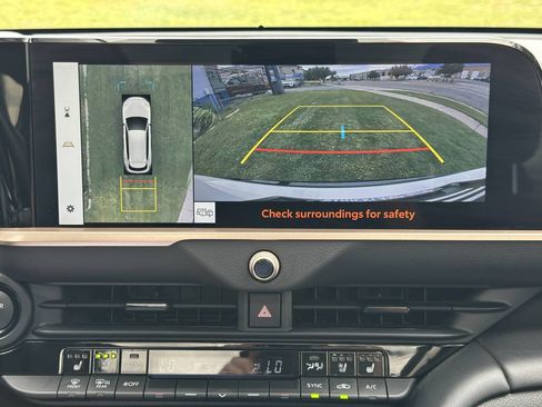 Used 2025 Toyota Crown Signia w/ Advanced Technology Package AWD/4WD image 35