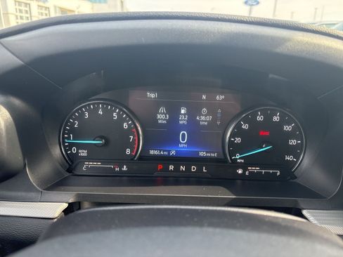 Used 2024 Ford Explorer XLT w/ Equipment Group 202A AWD/4WD image 24