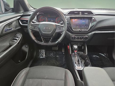Used 2023 Chevrolet TrailBlazer RS w/ Sun and Liftgate Package image 19