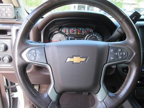 Used 2018 Chevrolet Silverado 1500 LT w/ All Star Edition image 18