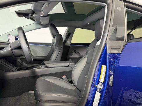 Used 2025 Tesla Model 3 Long Range image 17