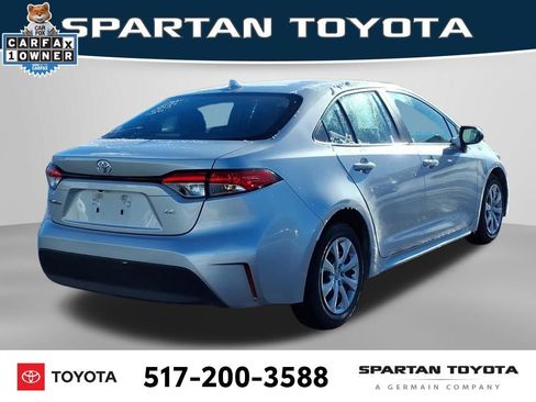Used 2023 Toyota Corolla LE image 7