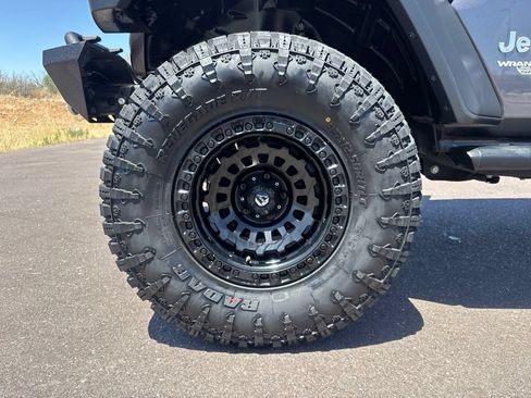 Used 2019 Jeep Wrangler Unlimited Sport S AWD/4WD image 34