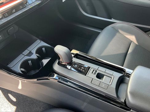 New 2026 Toyota Prius Plug-In Hybrid image 10