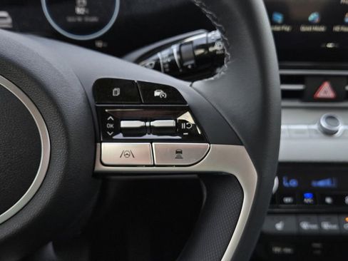 New 2026 Hyundai Elantra Limited FWD image 11