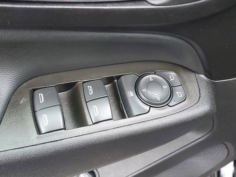 Certified 2024 Chevrolet Equinox LT image 17