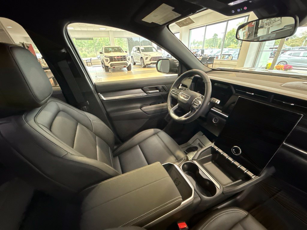 New 2027 GMC Terrain Elevation w/ Elevation Premium Package AWD/4WD image 7