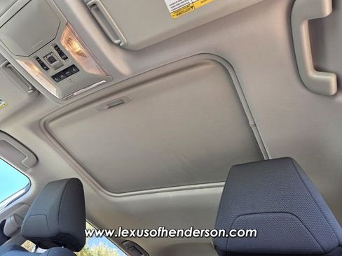 Used 2021 Toyota RAV4 XLE w/ Convenience Package image 11