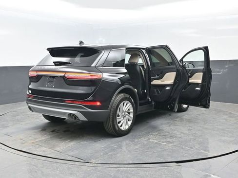 Used 2025 Lincoln Corsair Premiere image 27