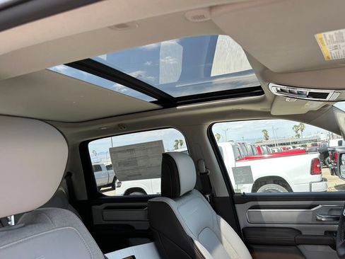 New 2026 RAM 1500 Laramie AWD/4WD image 15