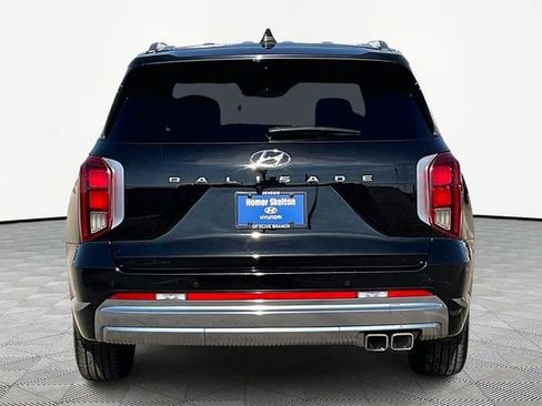 Used 2023 Hyundai Palisade Calligraphy image 4