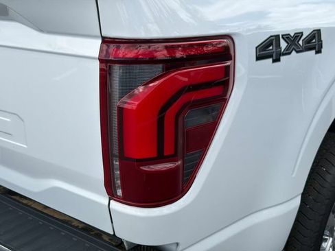 Used 2025 Ford F150 Lariat w/ Tow/Haul Package AWD/4WD image 18