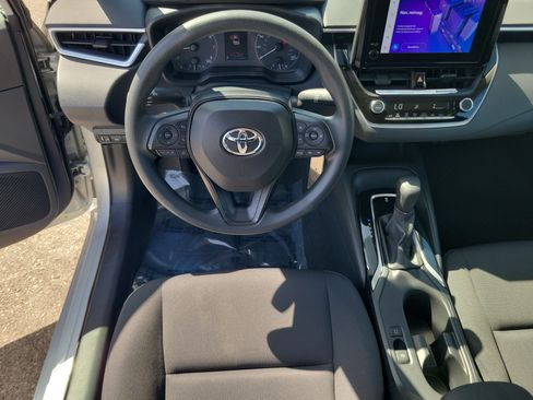 Used 2024 Toyota Corolla LE FWD image 17