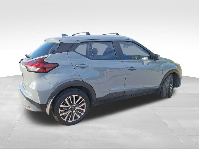 Used 2024 Nissan Kicks SV FWD image 7