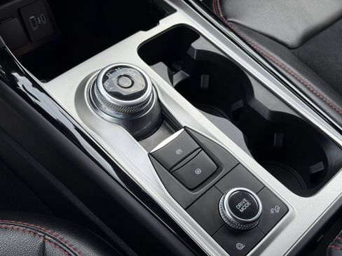 Used 2022 Ford Explorer ST-Line w/ Class IV Trailer Tow Package image 32