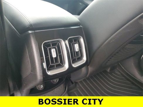 Used 2021 Kia Sorento SX image 22