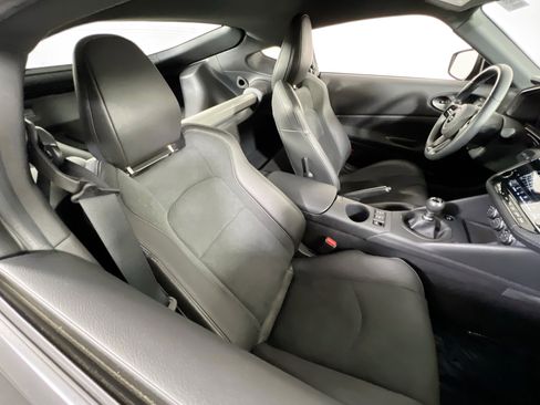 Used 2024 Nissan Z Performance w/ Floor Mat Package image 24
