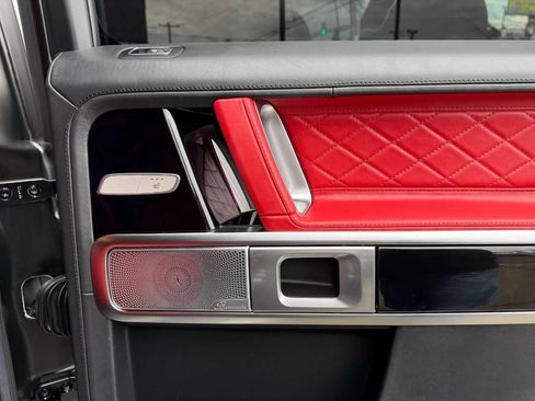 Used 2019 Mercedes-Benz G 63 AMG AMG G 63 AWD 4MATIC 4dr SUV image 20