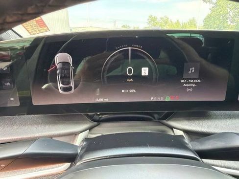 Used 2023 Lucid Air Touring AWD/4WD image 14