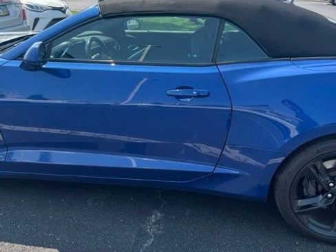 Used 2020 Chevrolet Camaro SS RWD image 12