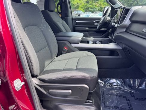 Used 2025 RAM 1500 Big Horn AWD/4WD image 23