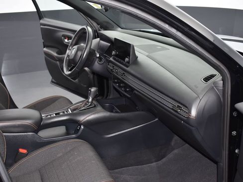 Used 2024 Honda HR-V Sport image 15