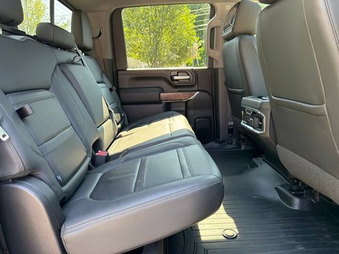 Used 2020 GMC Sierra 2500 Denali w/ Denali Ultimate Package AWD/4WD image 34