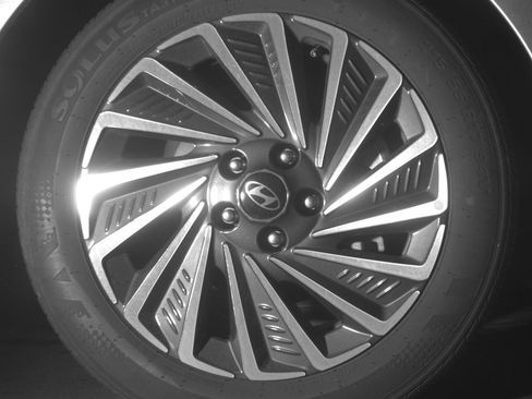 Used 2025 Hyundai Sonata SEL FWD image 13