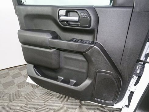 Used 2024 Chevrolet Silverado 1500 Custom image 32