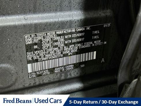 Used 2025 Toyota RAV4 XLE image 31