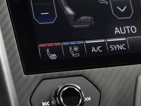 Used 2024 Lamborghini Urus Performante image 9