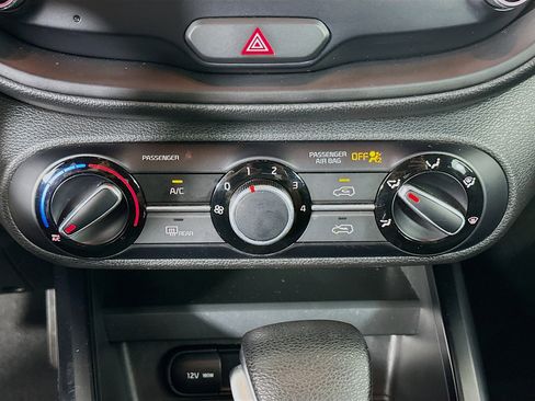 Used 2022 Kia Soul LX w/ Technology Package image 23