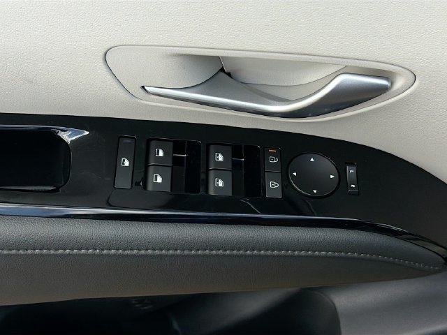 Certified 2026 Hyundai Tucson Limited FWD image 19