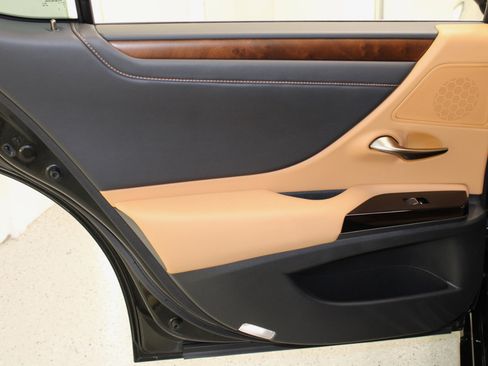 Used 2022 Lexus ES 350 Premium image 41