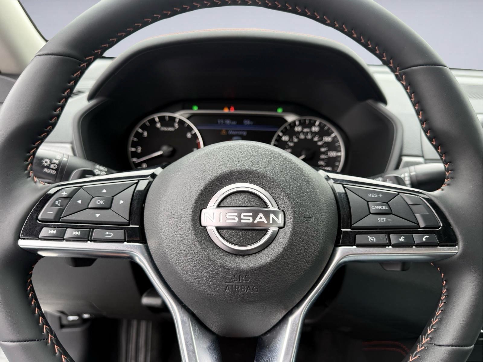Used 2025 Nissan Altima 2.5 SR AWD/4WD image 32
