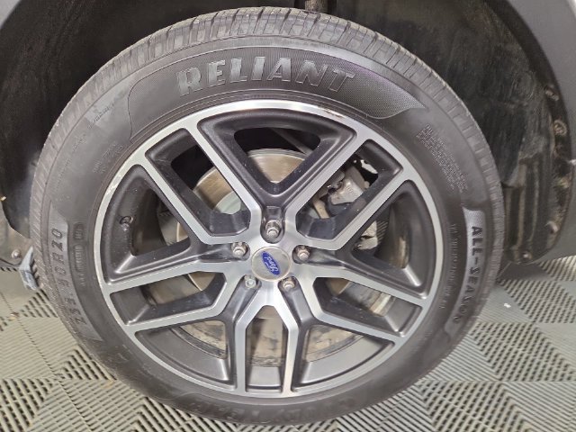Used 2017 Ford Explorer Sport w/ Equipment Group 401A AWD/4WD image 12