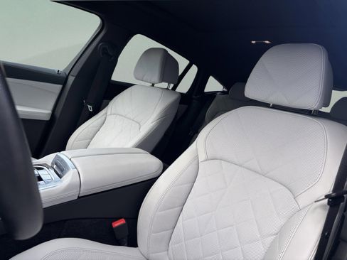 Used 2025 BMW X6 xDrive40i image 20