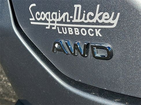 Used 2023 Honda Pilot Touring image 8