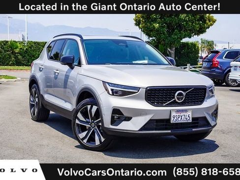 Certified 2025 Volvo XC40 B5 Plus w/ Climate Package image 1