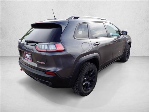 Used 2021 Jeep Cherokee Trailhawk w/ Sun, Sound & Nav Group AWD/4WD image 4